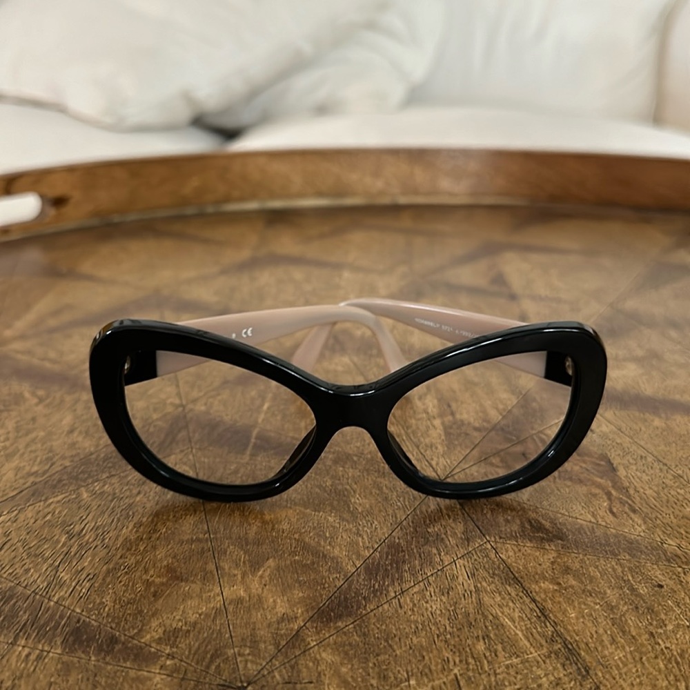 Chanel frames